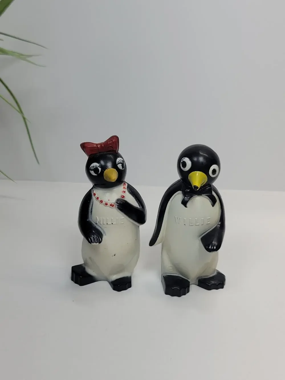 Vintage 1950s Kool Cigarette Willie Millie Penguin Salt Pepper Shaker Set